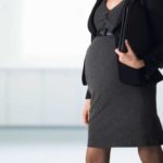 For women, waiting to have children until after 30 minimizes career income losses